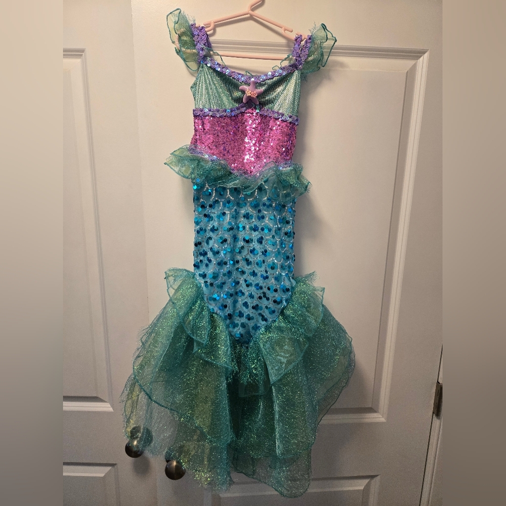 Girls Mermaid Costume, Multicolor and Sequins, Size 4/6